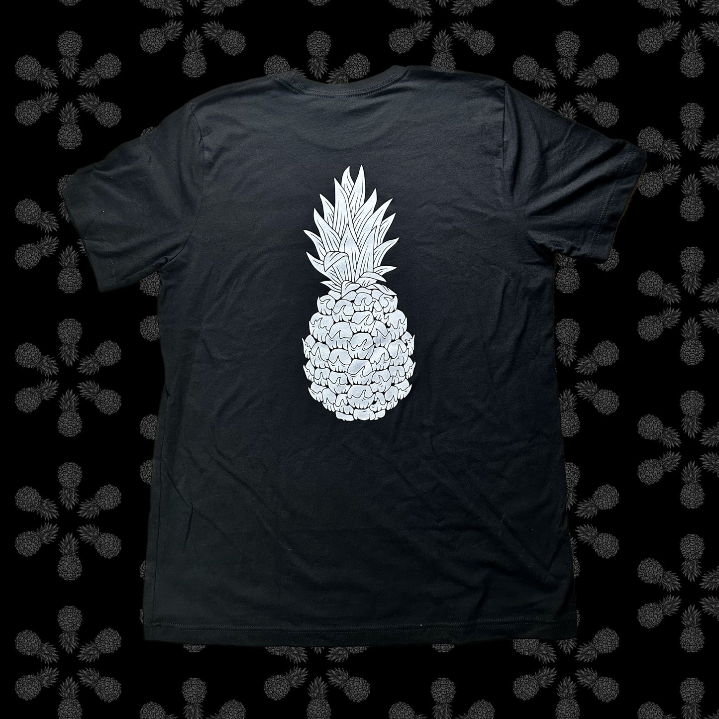 A must-have for any PNW clothing store, our PNW tee shirt features a unique Pacific Northwest design. Show off your Pacific Northwest pride with this trendy PNW sports apparel, perfect for both men and women. Made by a top PNW clothing company, this shirt is a great addition to your PNW wardrobe.